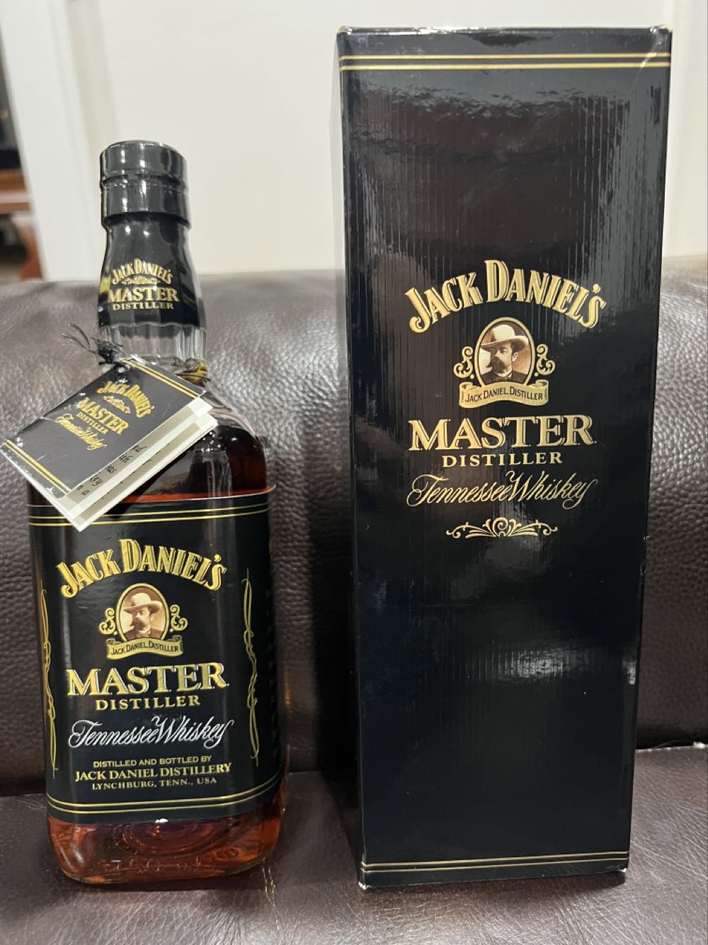 Master Distiller With Pearl Neckless 1996 - Jack Daniel’s Distillery, Lynchburg, TN (750 mL) alcohol collectible - Main Image 1