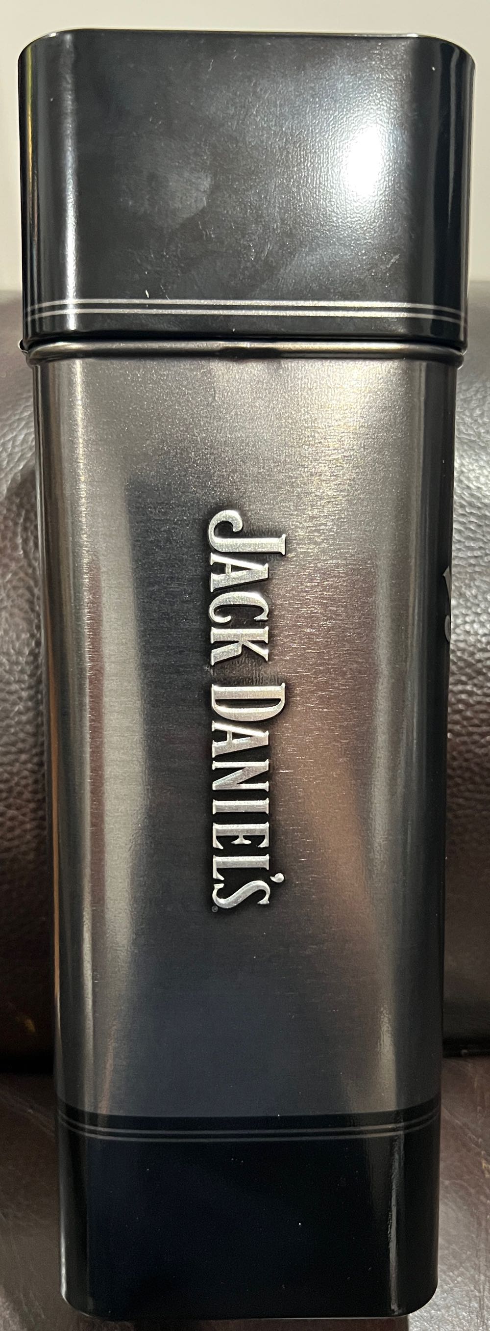 Tin Single Empty - 11 - Jack Daniel’s Distillery, Lynchburg, TN alcohol collectible - Main Image 2