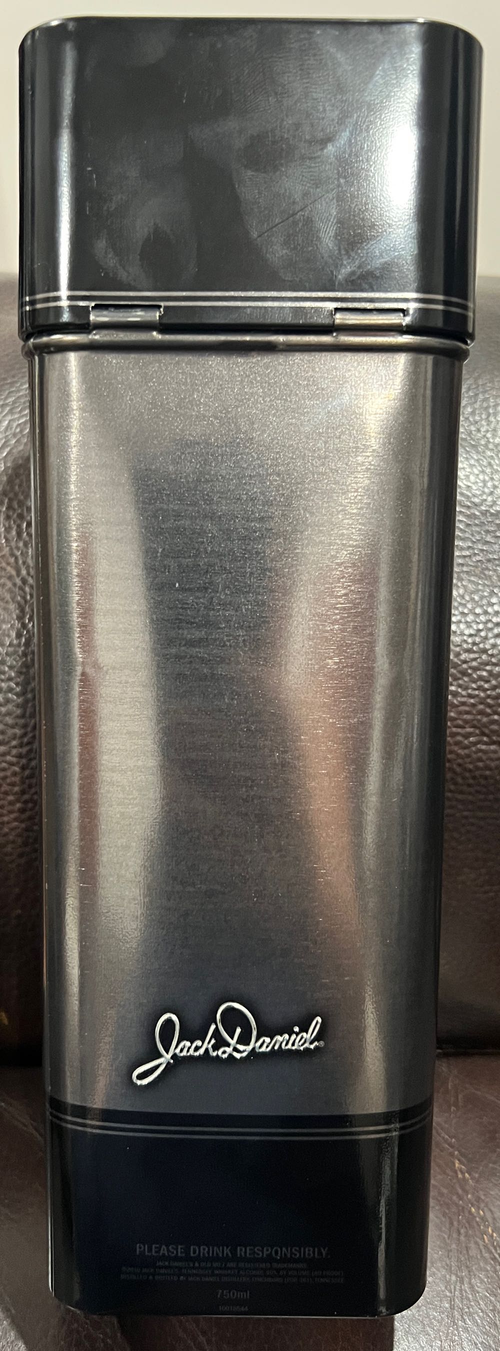 Tin Single Empty - 11 - Jack Daniel’s Distillery, Lynchburg, TN alcohol collectible - Main Image 3