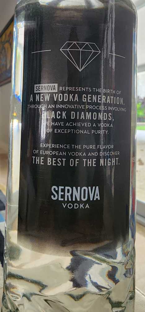 Sernova  - Fratelli Branca Destilerias S.A. (700 mL) alcohol collectible [Barcode 7790290101510] - Main Image 2