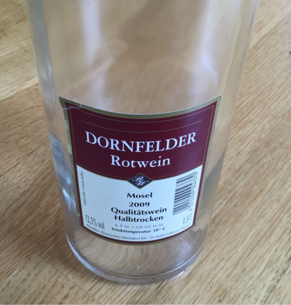 Dornfelder Rotwein halbtrocken - Römisches Weindorf KG (1500mL) alcohol collectible [Barcode 4015509004370] - Main Image 2