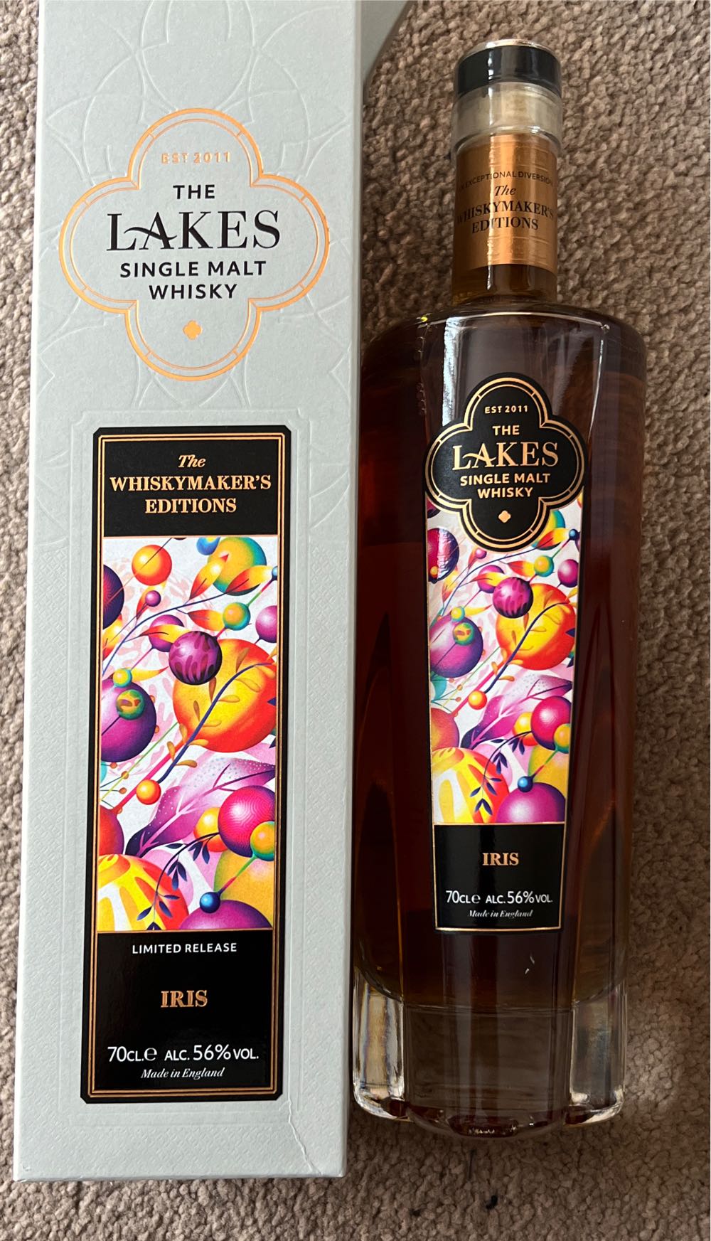 Iris - The Lakes Distillery (.7 L) alcohol collectible [Barcode 5060307843910] - Main Image 2