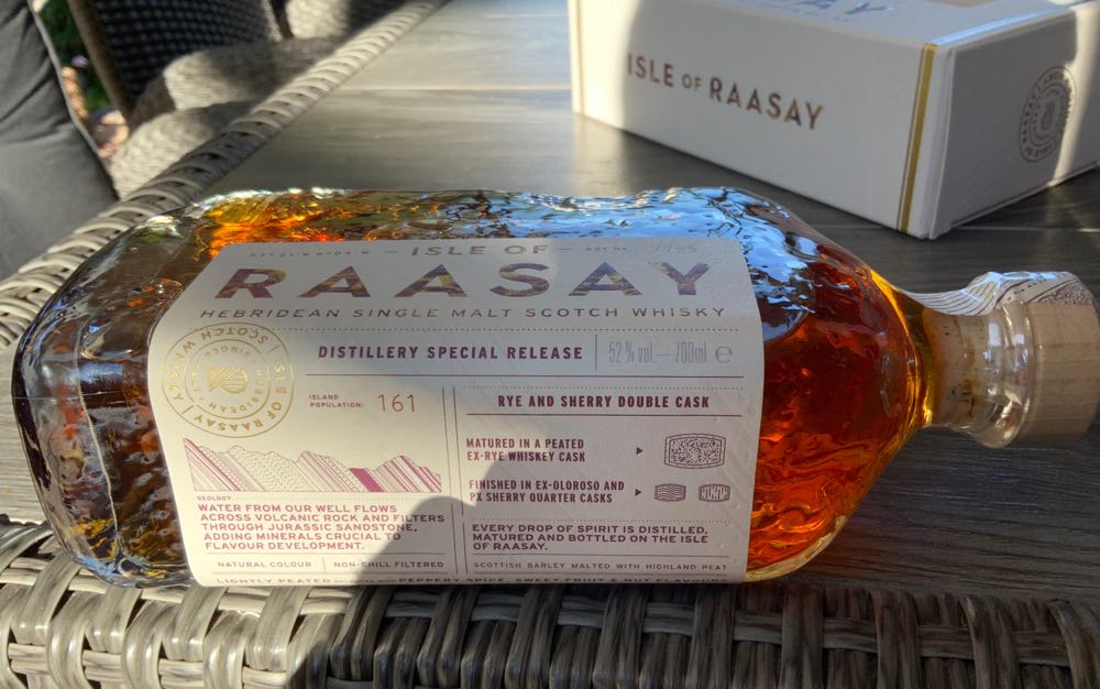 Isle Of Raasay Distillery Special Release - Isle Of Raasay Distillery (700 mL) alcohol collectible [Barcode 5060221850933] - Main Image 2