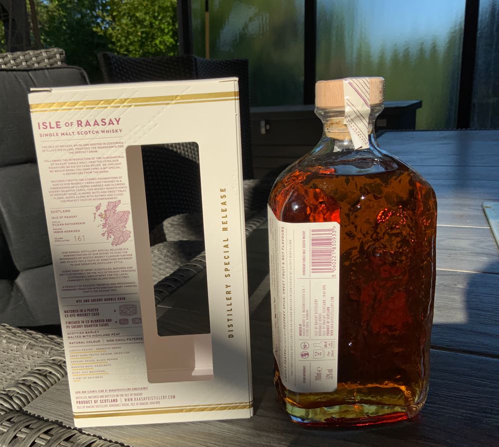 Isle Of Raasay Distillery Special Release - Isle Of Raasay Distillery (700 mL) alcohol collectible [Barcode 5060221850933] - Main Image 3