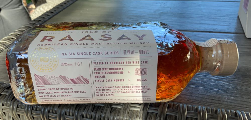 Isle Of Raasay Na Sia Single Cask Series - Isle Of Raasay Distillery (700 mL) alcohol collectible [Barcode 5060221851039] - Main Image 2