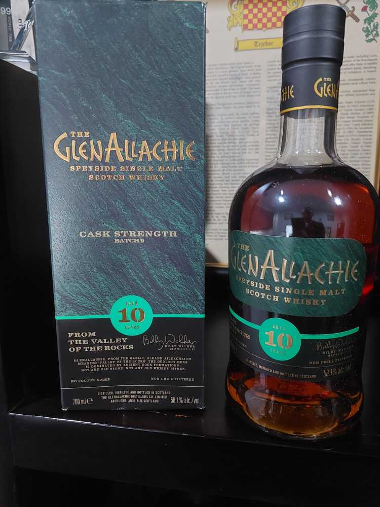 The Glenallachie 10 Years Cask Strength Batch 9 - The Glenallachie Distillers LTD (700 mL) alcohol collectible [Barcode 5060568326184] - Main Image 2