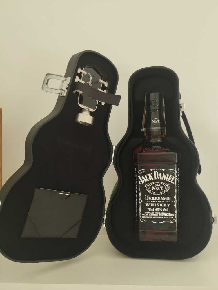 Cherry Cream Cheese Cupcakes