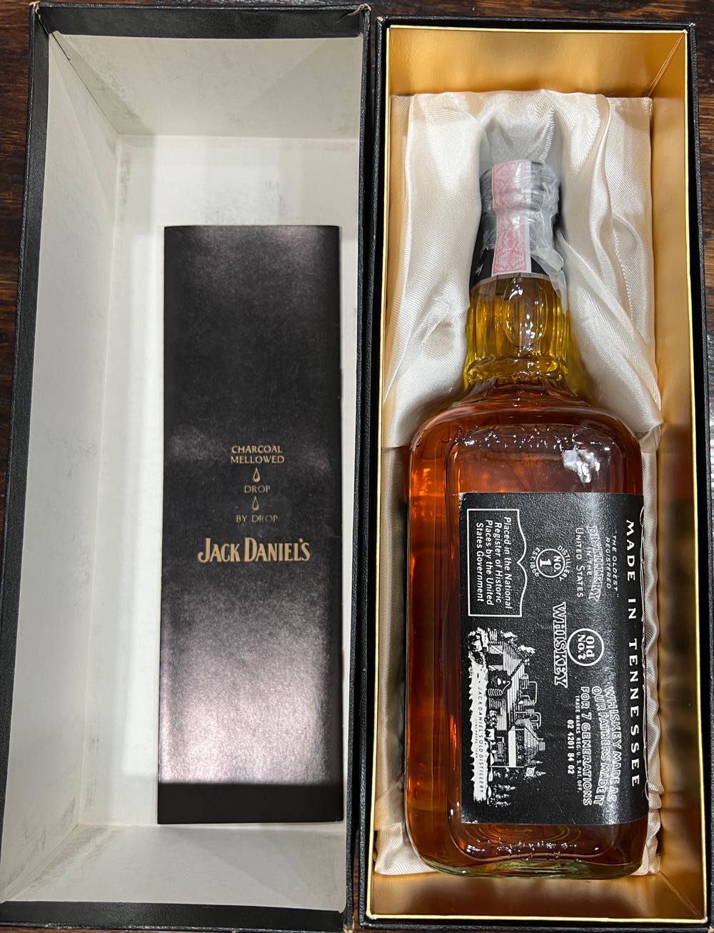 Black Coffin 1986 No Tag - Jack Daniel’s Distillery, Lynchburg, TN (750 mL) alcohol collectible - Main Image 2