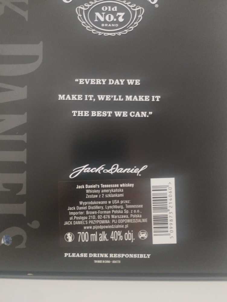 Black Label  (700 mL) alcohol collectible - Main Image 3