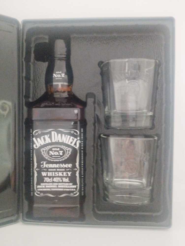 Black Label  (700 mL) alcohol collectible - Main Image 2