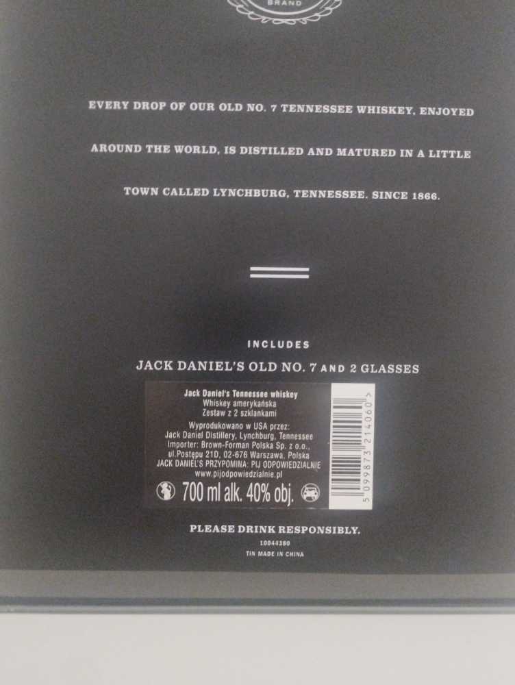 Black Label  (700 mL) alcohol collectible - Main Image 3