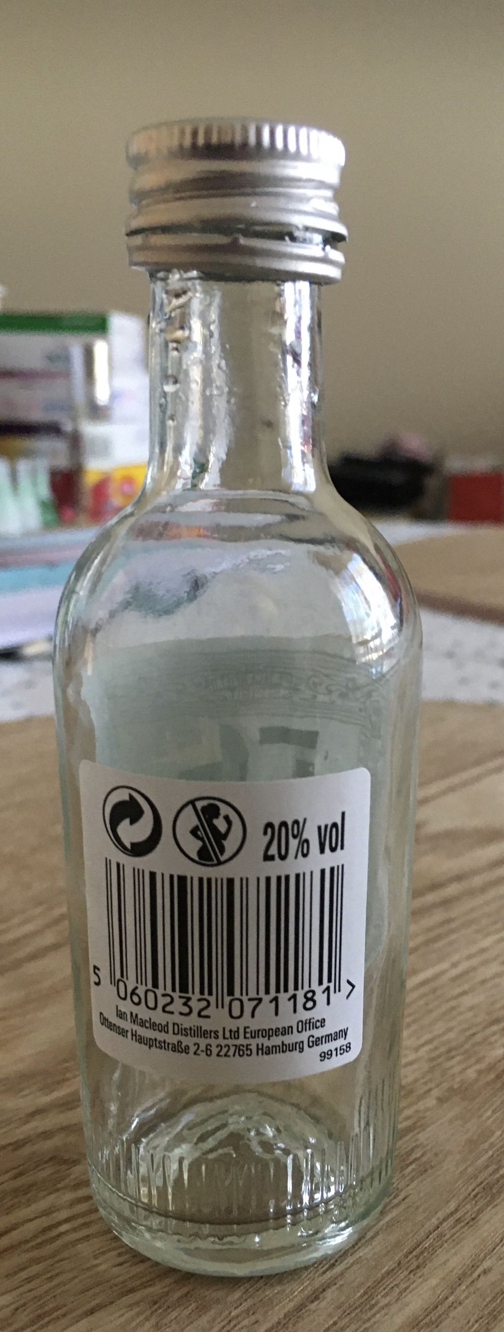 Edinburgh Gin Rhubarb & Ginger 5cl - Ian MacLeod Distilleries (50 mL) alcohol collectible [Barcode 5060232071181] - Main Image 2