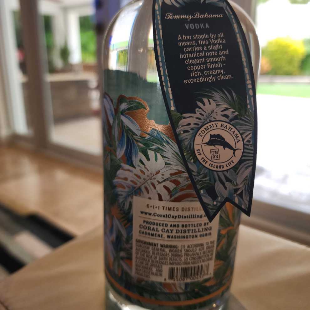 Tommy Bahama Vodka Estate Copper Pot Distilled Product Search - Coral Cay Distilling (750 mL) alcohol collectible [Barcode 855087004577] - Main Image 2