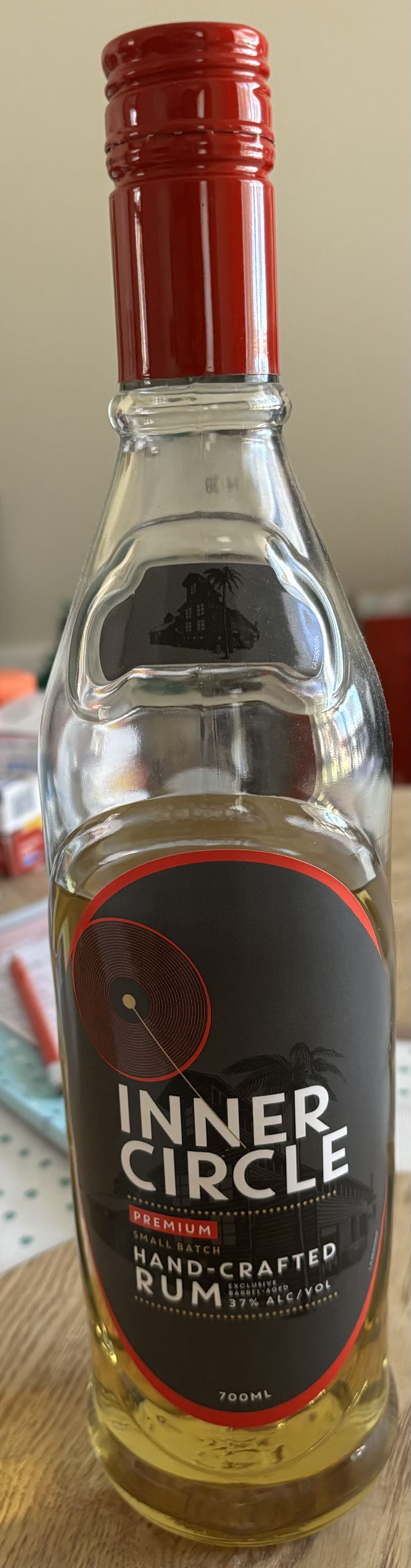 Inner Circle Premium Small Batch Hand-crafted Red Rum 700ml - Inner Circle (700 mL) alcohol collectible [Barcode 9332364002194] - Main Image 3
