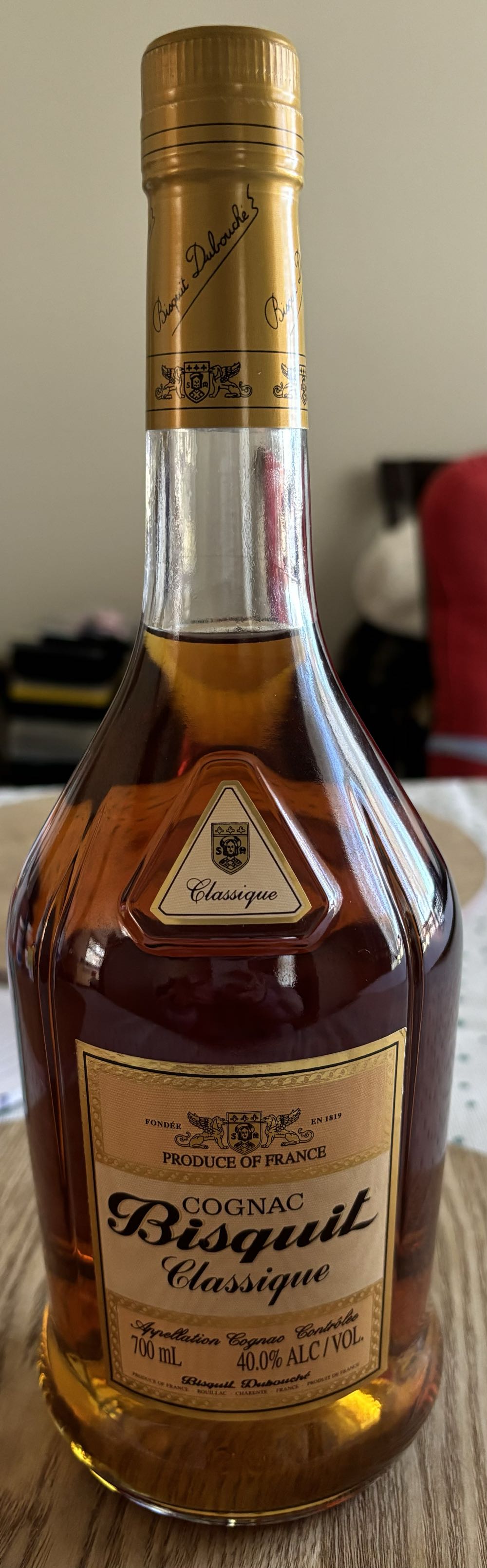 Bisquit Classique Cognac 700ml  (700 mL) alcohol collectible [Barcode 3249482065009] - Main Image 3