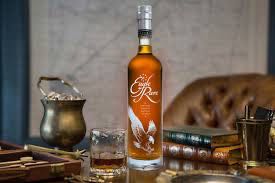 Eagle Rare Aged 10yr - Buffalo Trace Distillery (750 mL) alcohol collectible [Barcode 088004021344] - Main Image 4