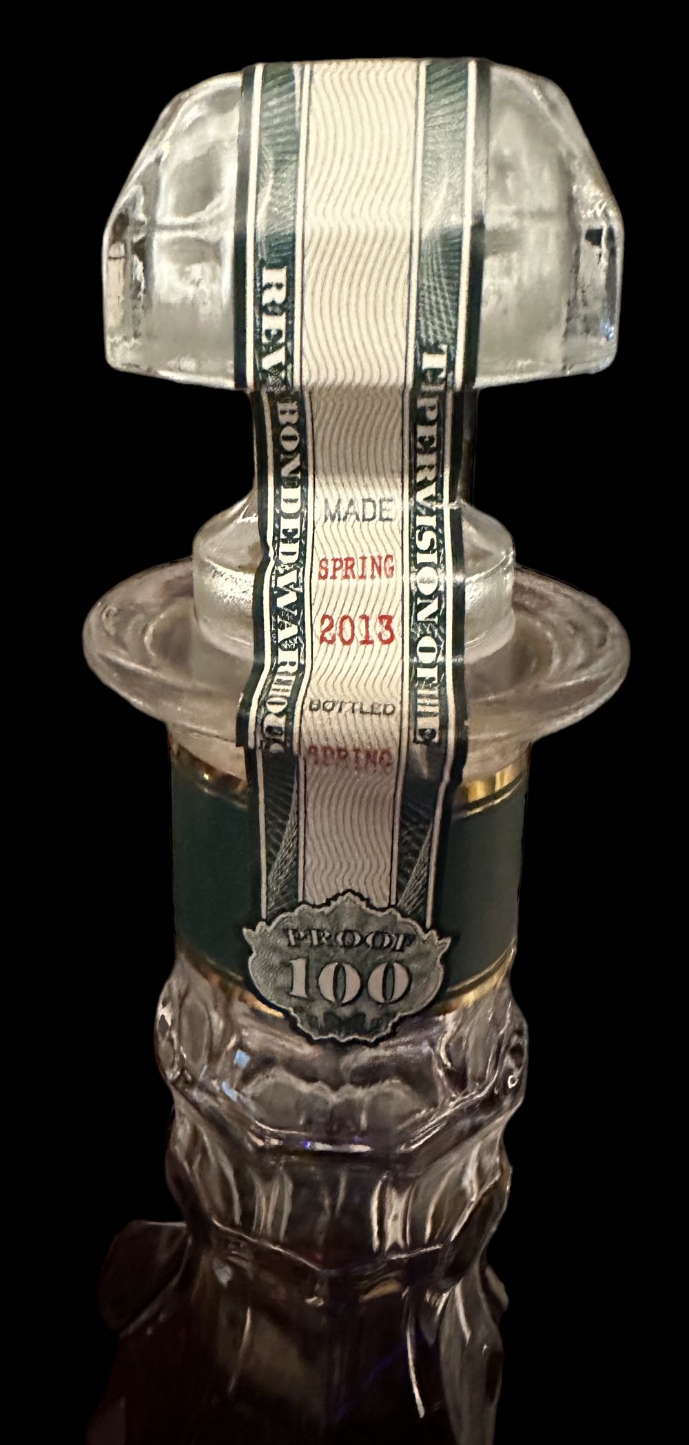 Old Fitzgerald BiB 10 Yr - Spring 2023 - Old Fitzgerald Distillery (750 mL) alcohol collectible [Barcode 096749004720] - Main Image 3