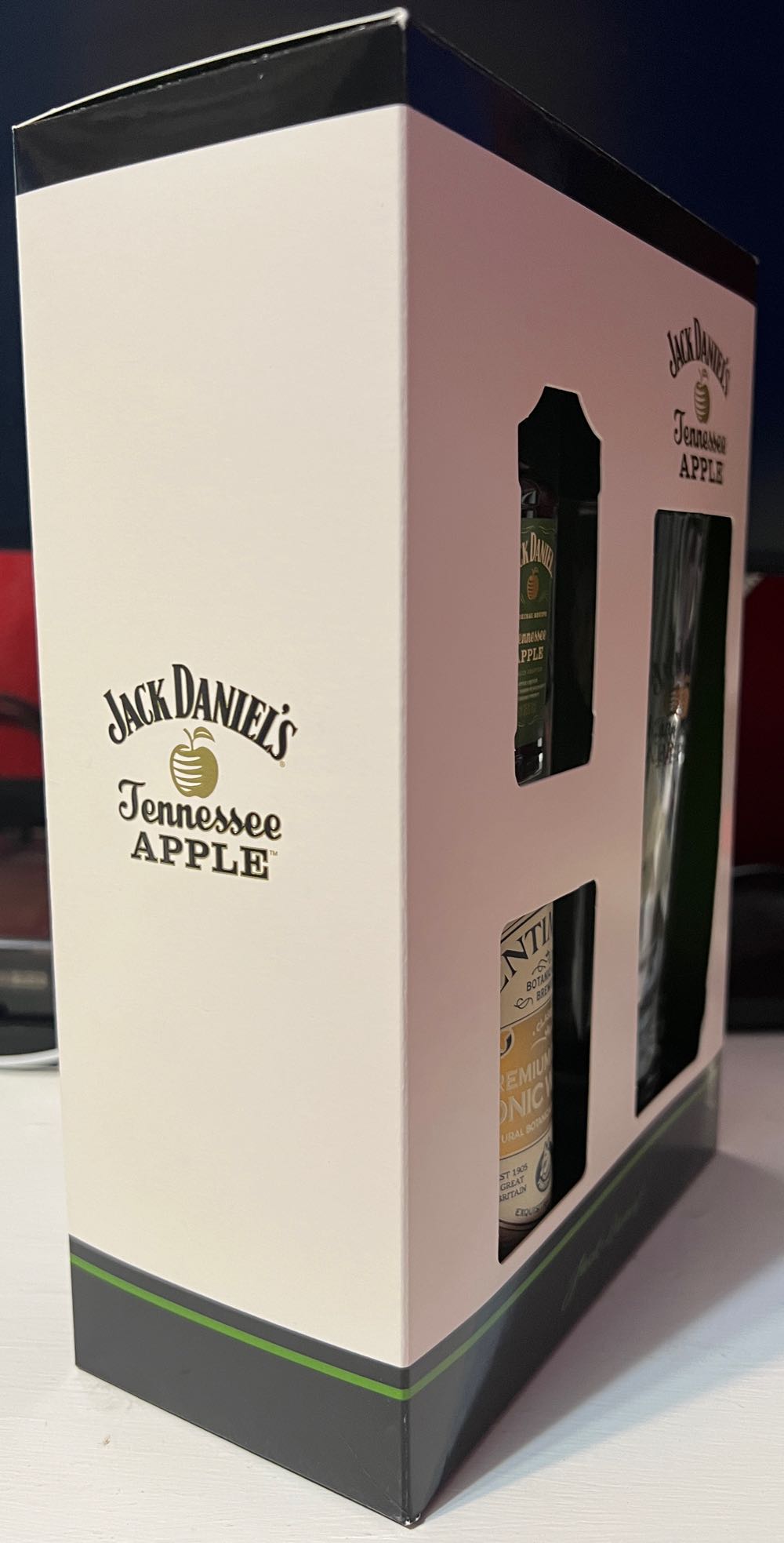 0 Set Green Apple, Glass, Tonic Box - Jack Daniel’s Distillery, Lynchburg, TN (50 mL) alcohol collectible - Main Image 3