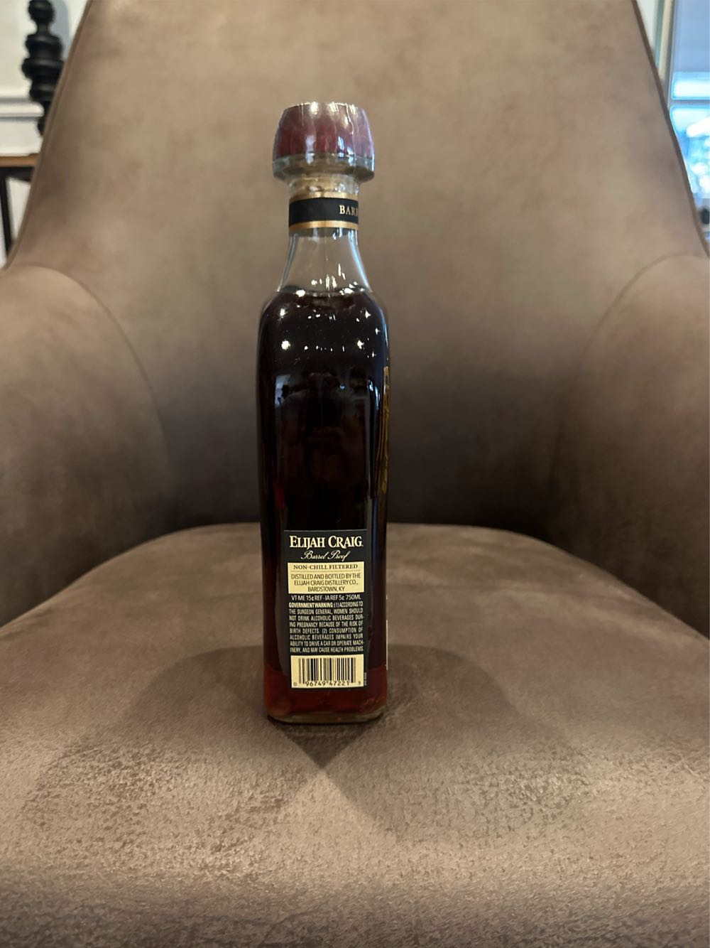 Elijah Craig Barrel Proof C923 - The Elijah Craig Distillery Co. (750 mL) alcohol collectible [Barcode 096749472215] - Main Image 2