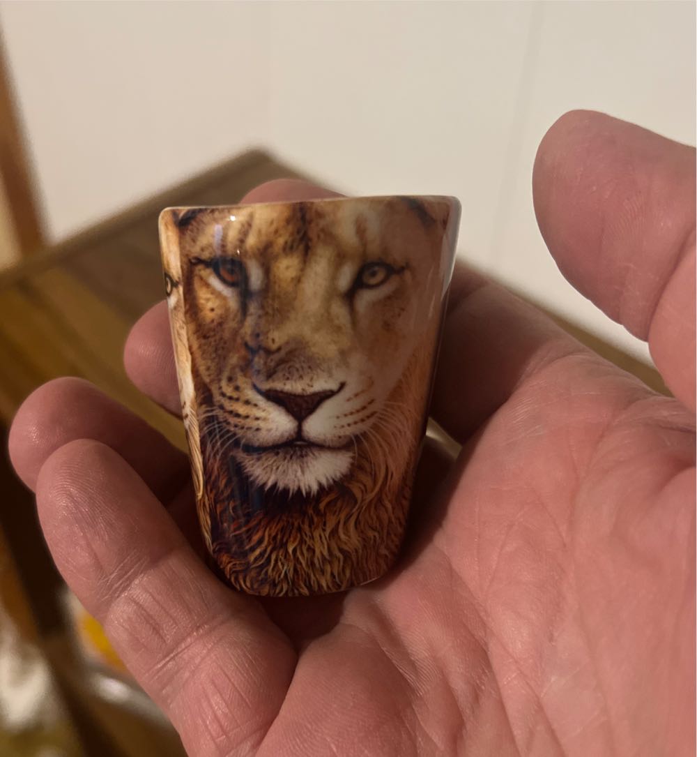 Shot Glass 1  alcohol collectible - Main Image 2