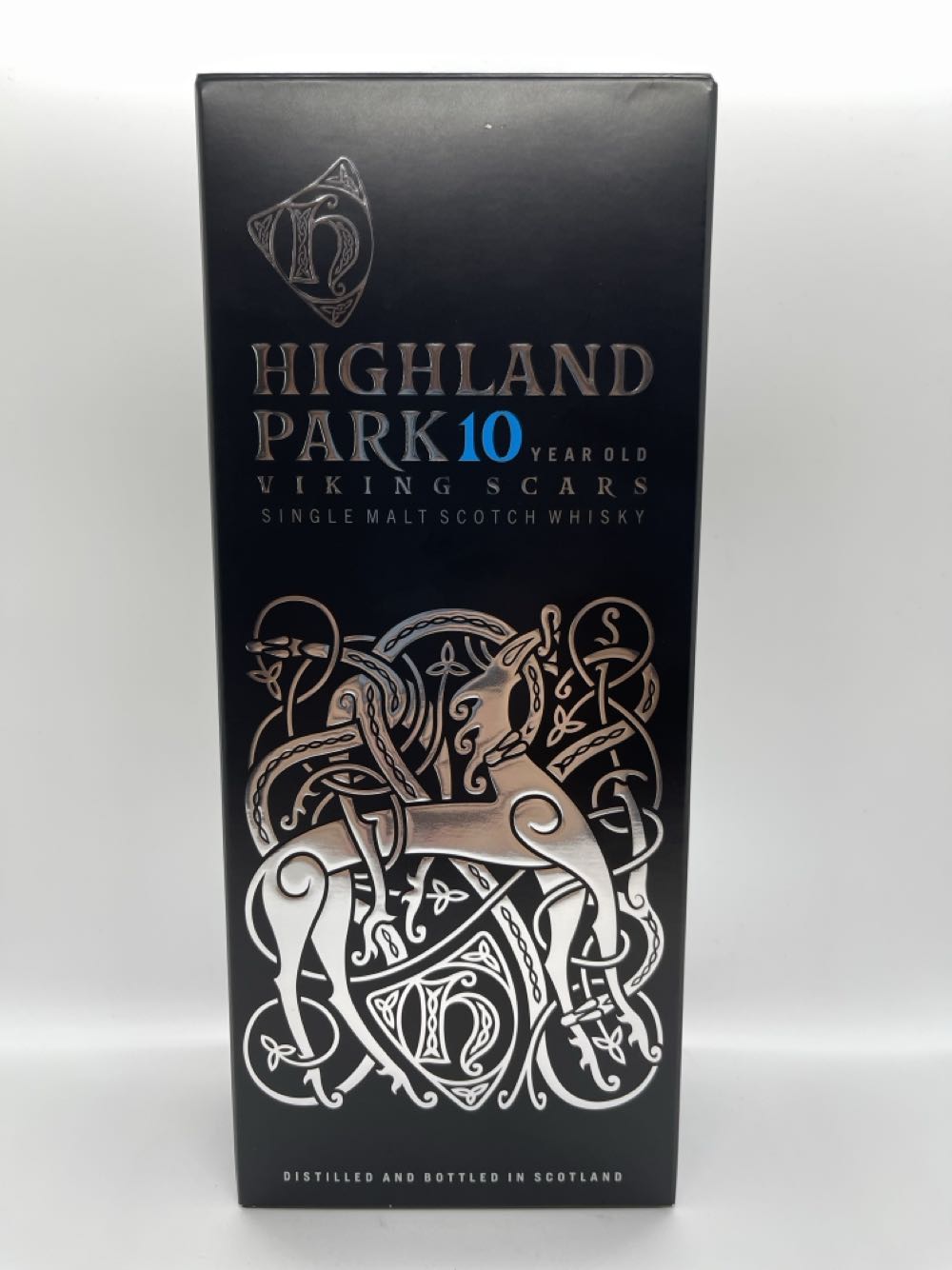 Highland Park 10yr Old - The Highland Park Distillery (700mL) alcohol collectible - Main Image 2