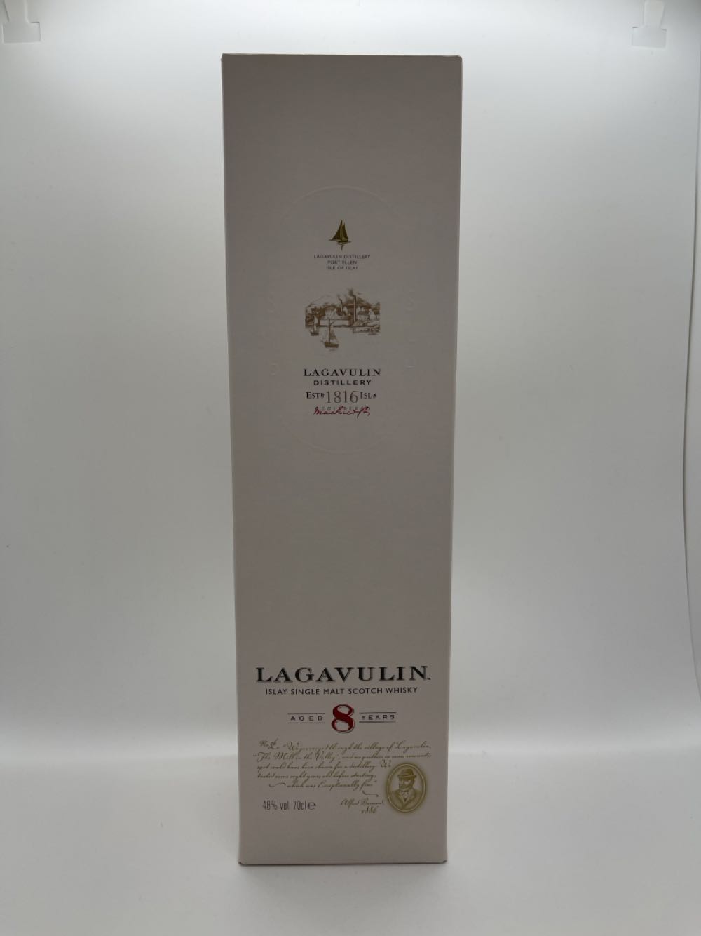 Lagavulin 8yr Old - The Lagavulin Distillery (700mL) alcohol collectible - Main Image 2