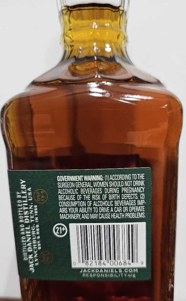 Jack Daniel’s Bonded Rye - Jack Daniel Distillery (700 mL) alcohol collectible [Barcode 082184006849] - Main Image 2