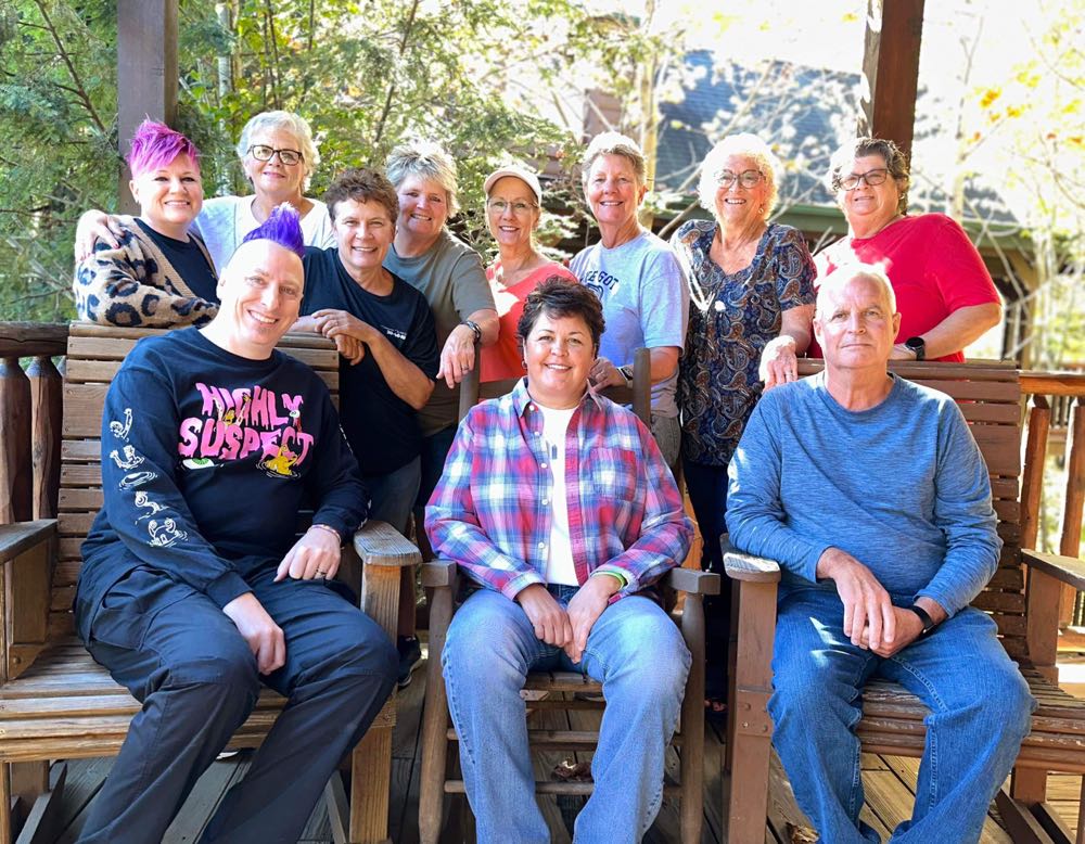 Smoky Mountain Dark Ale Stout - Smoky Mountain Brewery, Gatlinburg alcohol collectible - Main Image 3