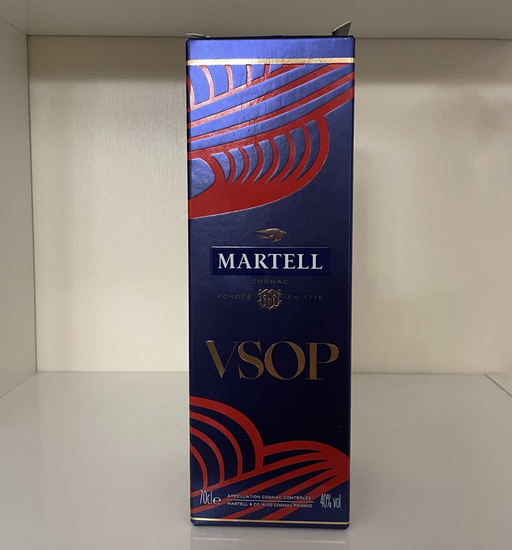 Martell VSOP - Martell (700 mL) alcohol collectible [Barcode 3219820000207] - Main Image 2