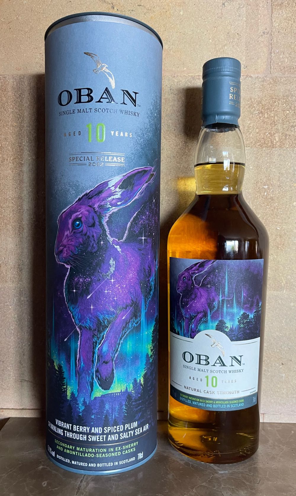 OBAN 10y 2022 Special Release Single Malt Scotch Whisky - The Oban Distillery (700 mL) alcohol collectible [Barcode 5000281070957] - Main Image 2
