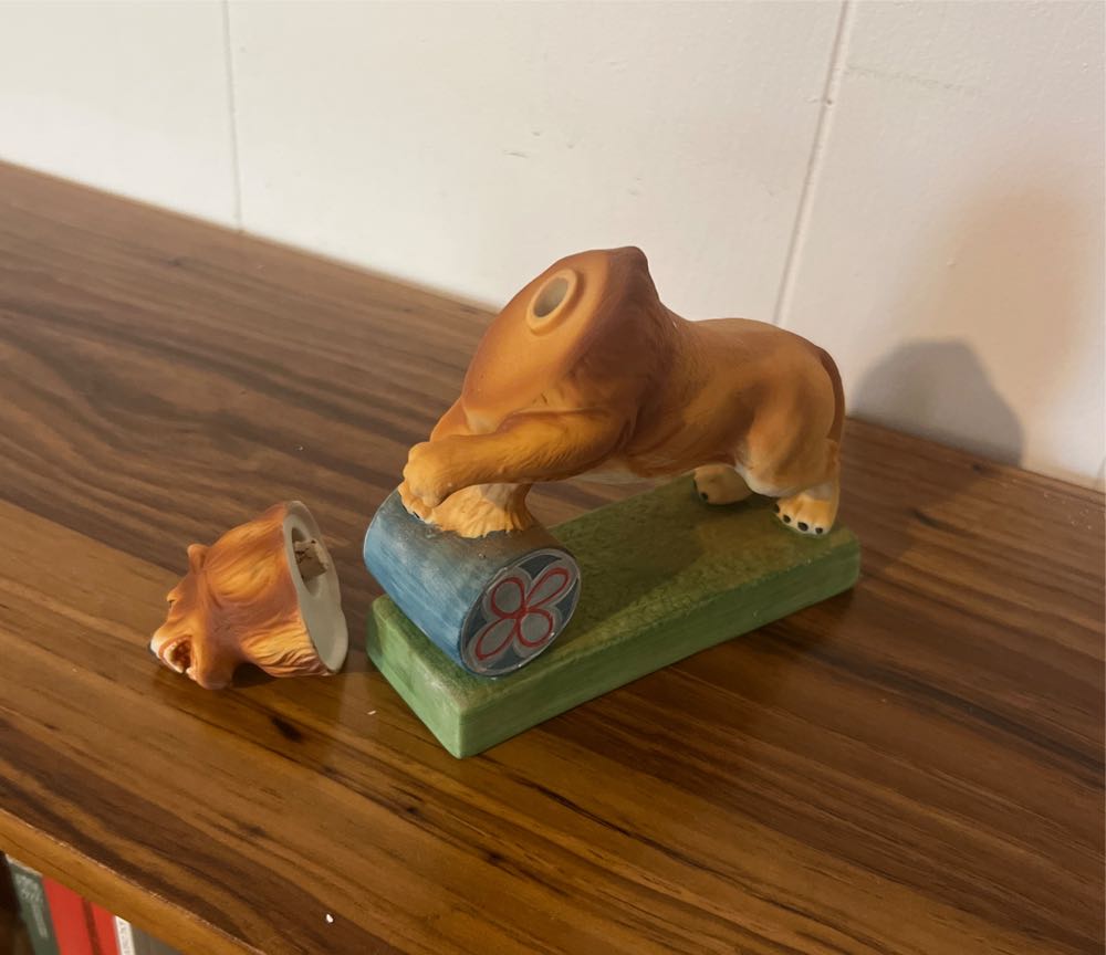 1975 Ski Country EMPTY 5” ceramic mini decanter 2 oz: Circus Lion  alcohol collectible - Main Image 2