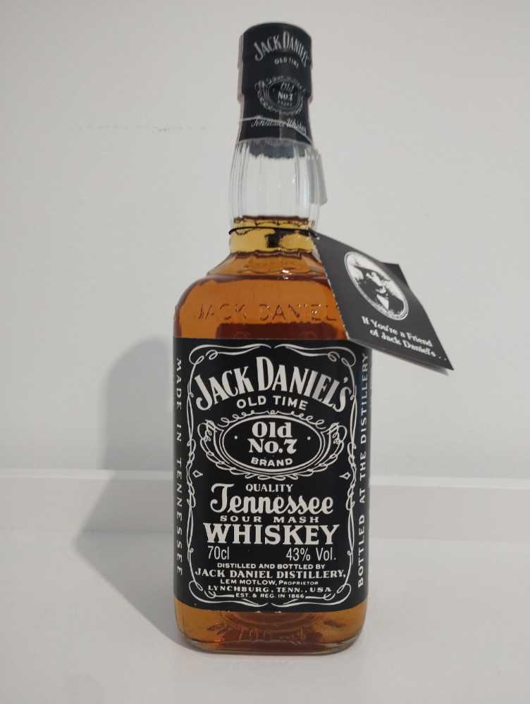 Woodford Reserve Master’s Collection New Cask Rye and Aged Cask Rye Whiskey Set