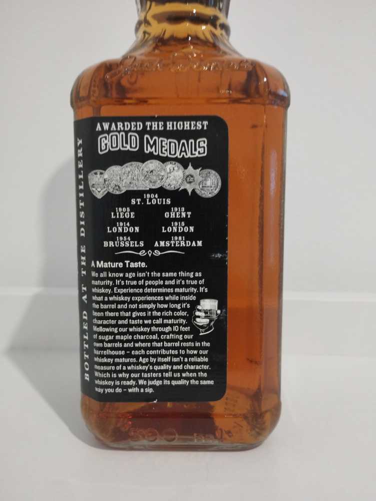 Black Label  (500 mL) alcohol collectible - Main Image 2