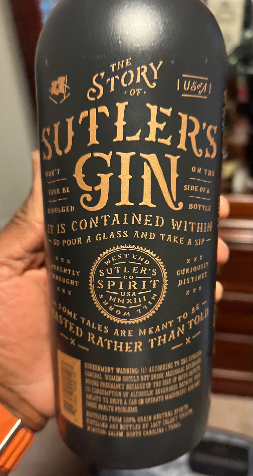 Sutler’s Small Batch Gin - Lost Colony Spirits (750 mL) alcohol collectible [Barcode 865007000107] - Main Image 3
