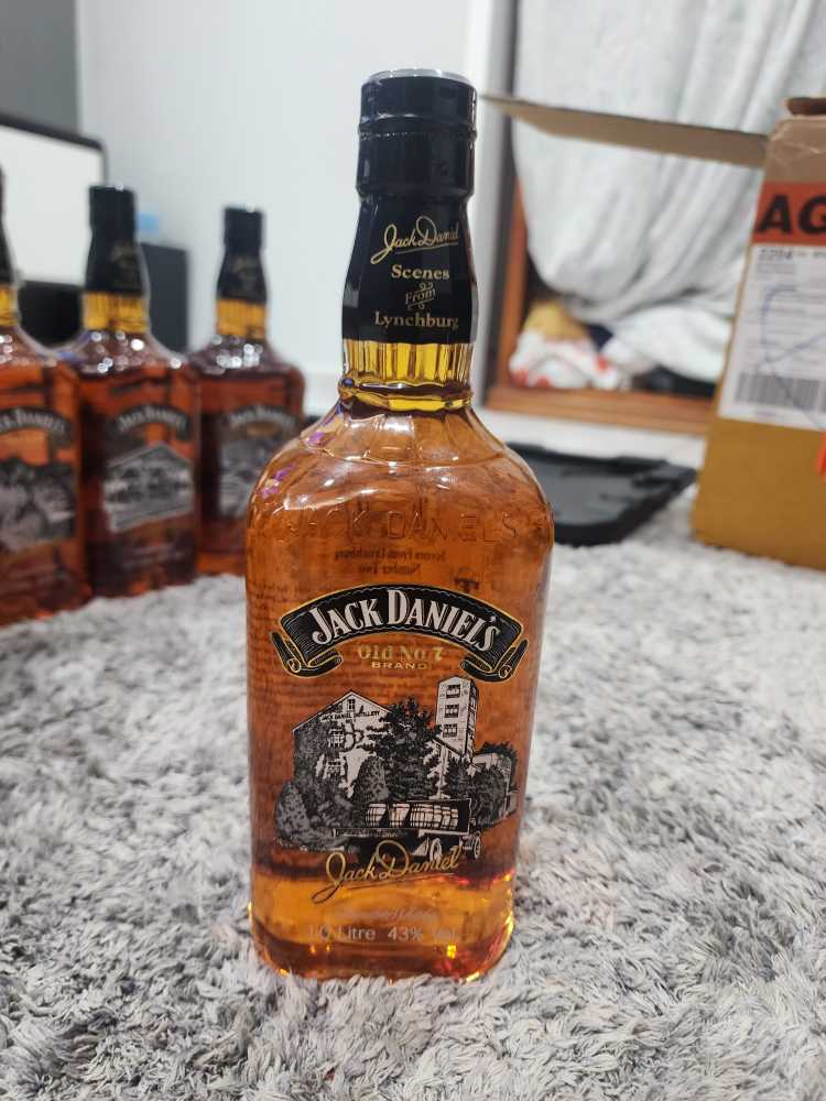 Scenes 1L #2 - Jack Daniels Distillery alcohol collectible [Barcode 5099873390443] - Main Image 1