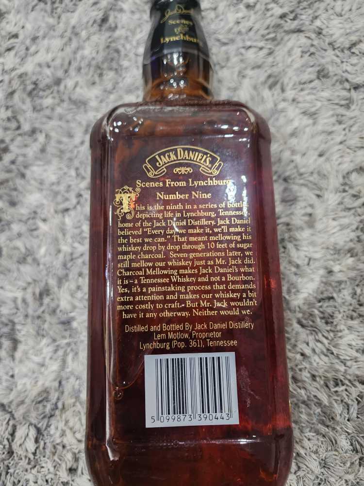 Scenes 1L #9  - Jack Daniels Distillery alcohol collectible [Barcode 5099873390443] - Main Image 2