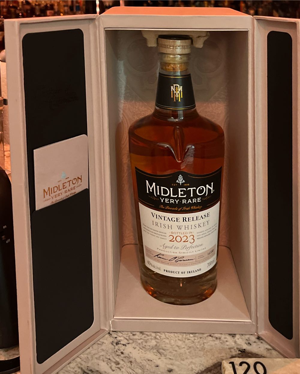 Midleton Very Rare 2023 Vintage Release - Middleton Distillery (700 mL) alcohol collectible [Barcode 080432000557] - Main Image 2