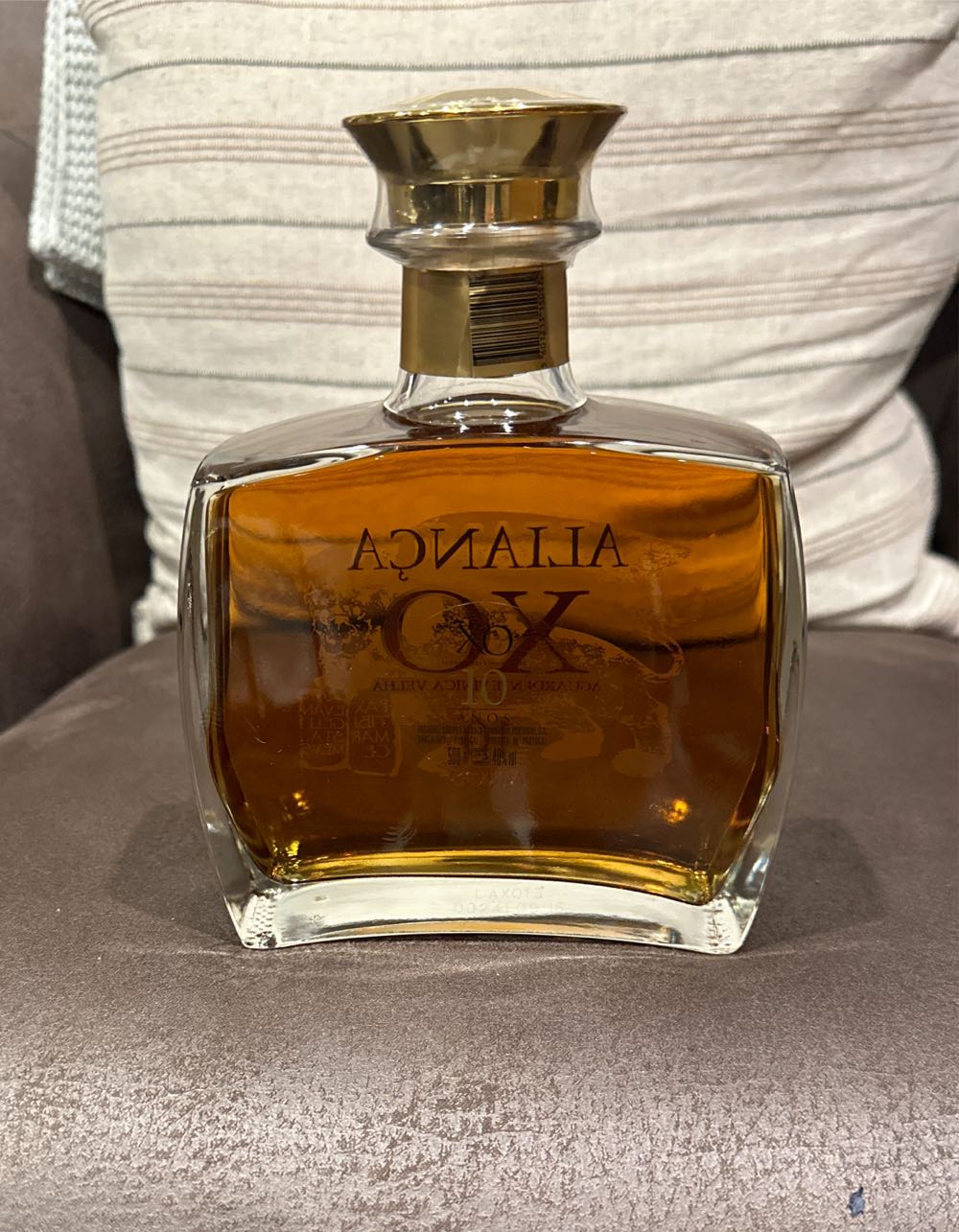 Alianca Xo Aquardente Vinica  Velha -  Distilled Wine of Portuguese Varieties (500 mL) alcohol collectible - Main Image 2