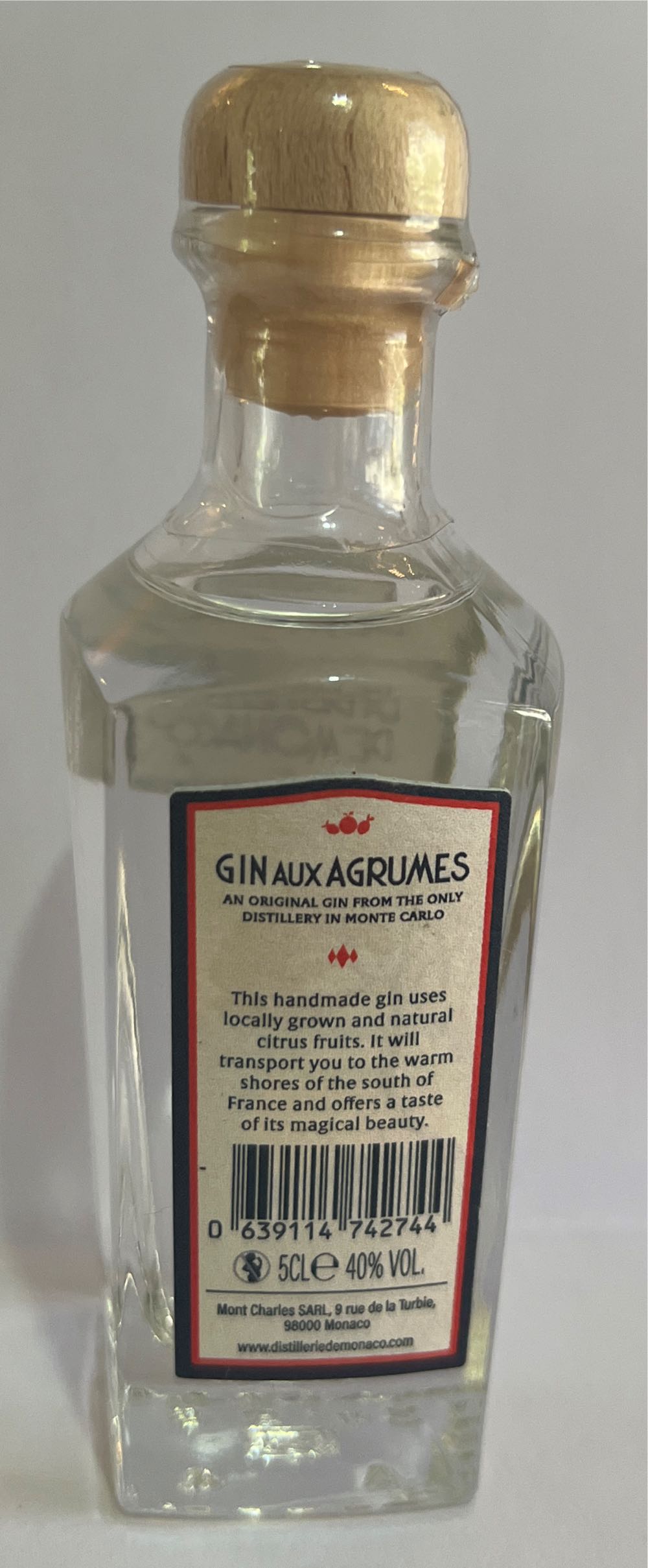 La Distilleries De Monaco Gin - Mont Charles SARL Monaco (50 mL) alcohol collectible [Barcode 639114742744] - Main Image 2