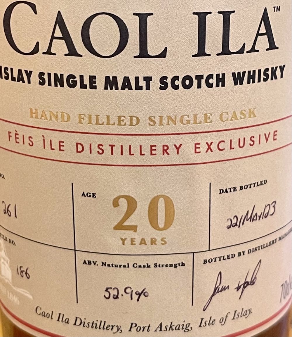 COAL ILA 20y Fies Île Distillery Exclusive Islay Single Malt Scotch Whisky - Caol Ila Distillery (700 mL) alcohol collectible [Barcode 5000281074757] - Main Image 3