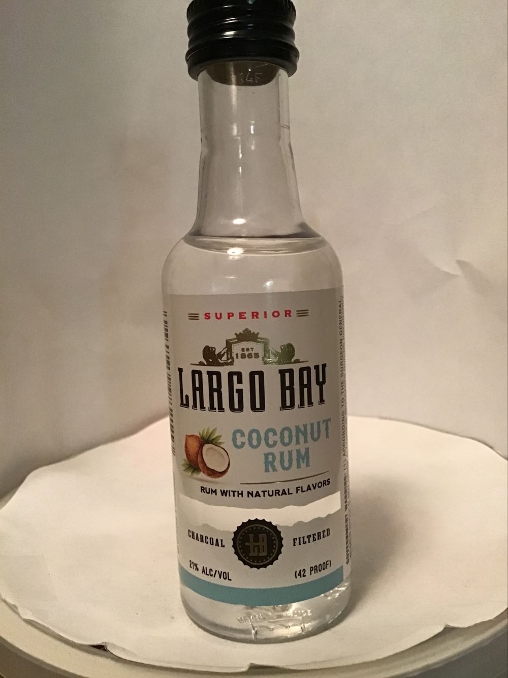 Largo Bay Strawberry & Silver & Coconut & Gold - Largo Bay Rum Co. (50 mL) alcohol collectible - Main Image 3