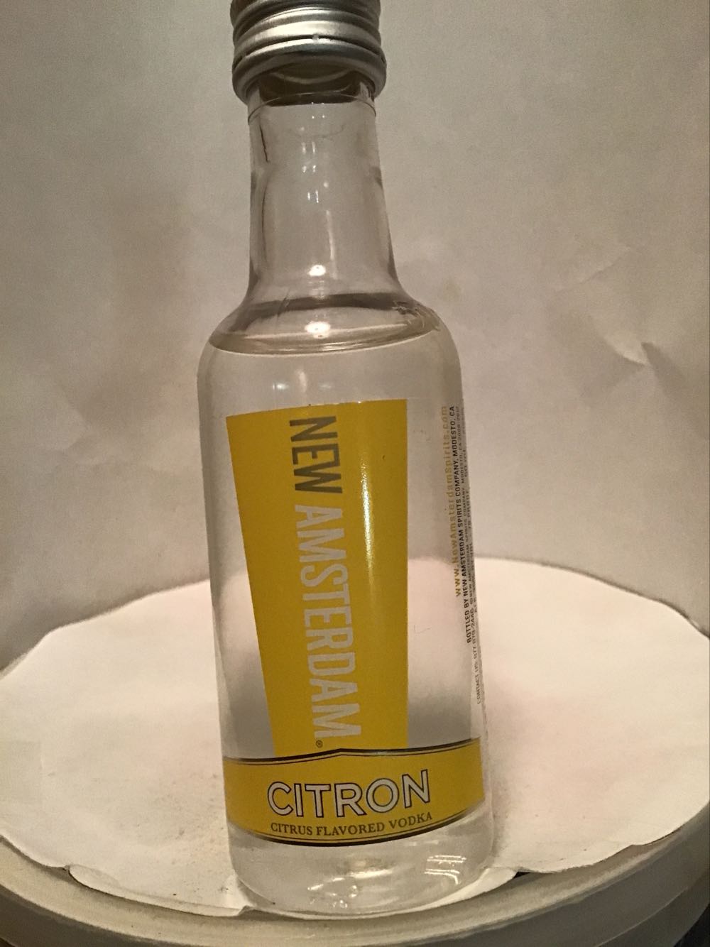 New Amsterdam & Citron - New Amsterdam Spirits (50 mL) alcohol collectible - Main Image 2