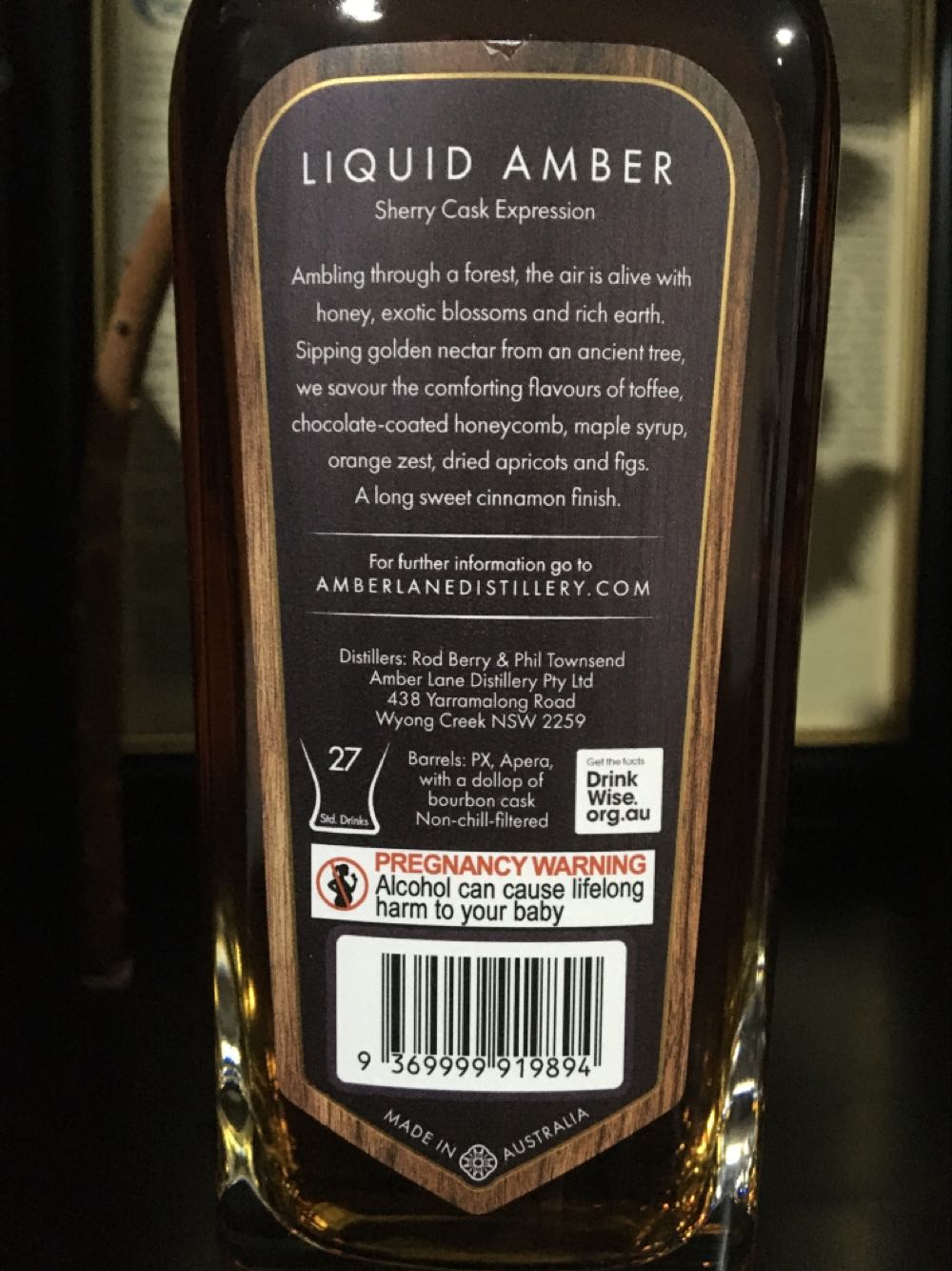 Amber Lane Liquid Amber - Amber Lane (700 mL) alcohol collectible [Barcode 9369999919894] - Main Image 3
