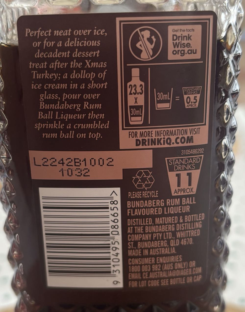 Bundaberg Rum Ball Liqueur 700ml - Bundaberg Distilling Company Pty Ltd (700 mL) alcohol collectible [Barcode 9310495086658] - Main Image 3