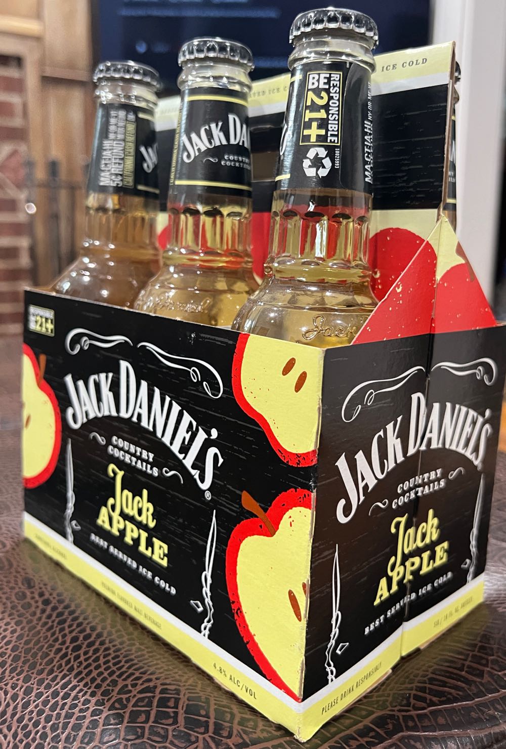 0 Soft Drink Jack Apple Pack 4 - Jack Daniel’s Distillery, Lynchburg, TN (10 FL OZ) alcohol collectible - Main Image 3