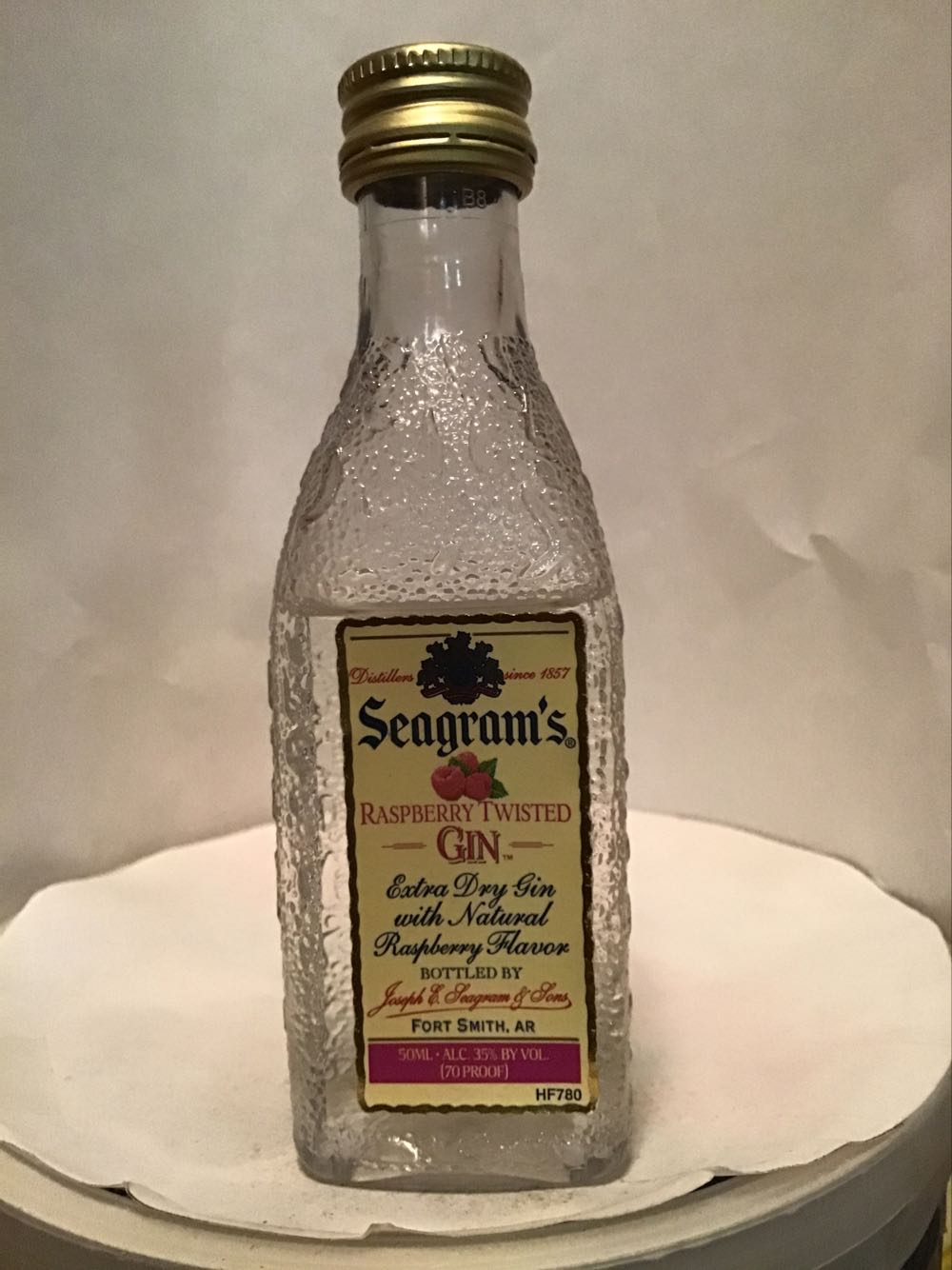 Seagram’s Melon Twisted Gin & Ruby Red Grapefruit & Juicy Watermelon & Raspberry - Joseph Seagram’s & Son (50 mL) alcohol collectible - Main Image 4