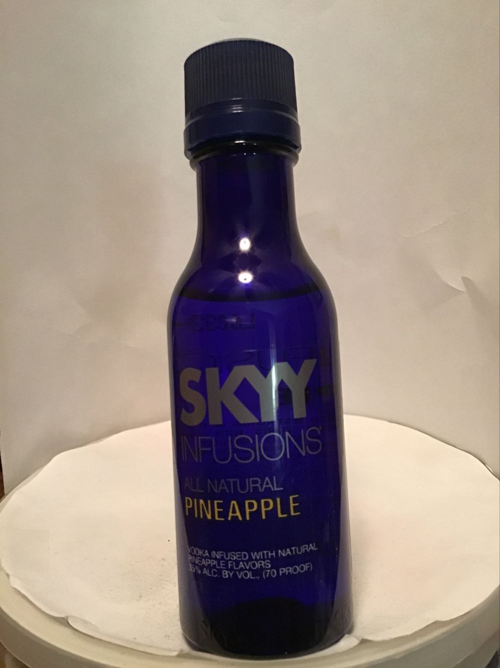 Skyy Honey Crisp Apple & Pineapple - Skyy Spirits, LLC (50 mL) alcohol collectible - Main Image 2
