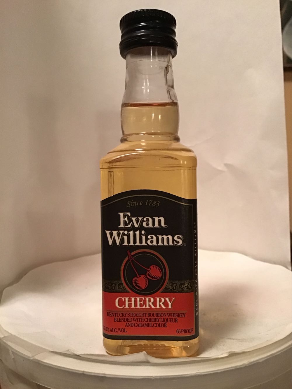 Evan Williams Cherry & Peach & Cinnamon - Old Evan Williams Distillery (50 mL) alcohol collectible - Main Image 4