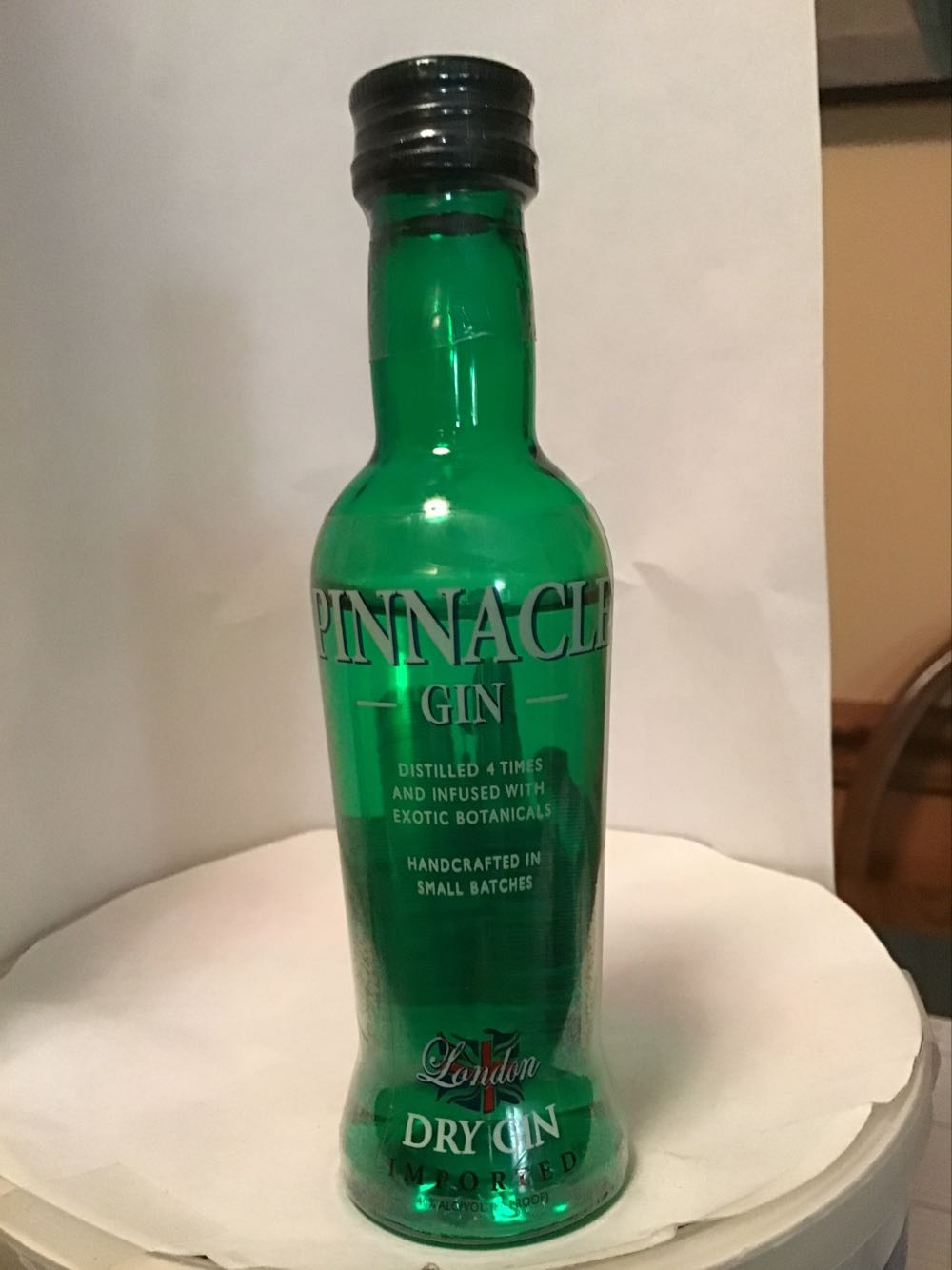 Pinnacle Cinnamon Roll & Dry Gin & Pineapple Key Lime Whipped - Sazerac Co (50 mL) alcohol collectible - Main Image 2