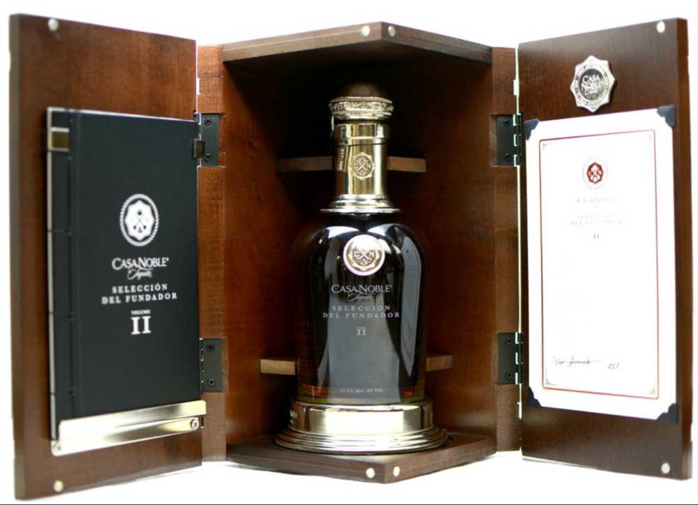 Casa Noble Selección Del Fundador V2 - Casa Noble (750 mL) alcohol collectible [Barcode 082100783175] - Main Image 2